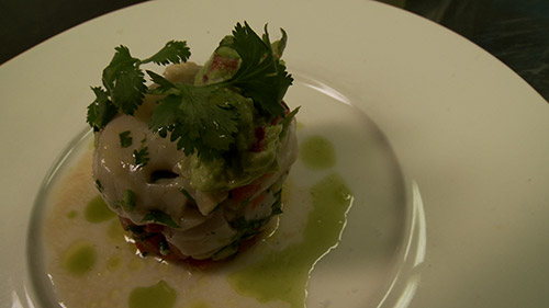 Ceviche de pétoncles et avocat à la coriandre