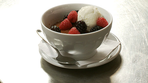 Pudding chômeur à l’érable de Saint-Cyprien