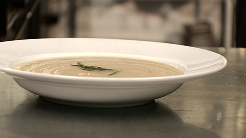 Potage au navet et aux pommes