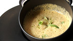 Curry de courge musquée au lait de coco, tofu, fèves de soya et coriandre